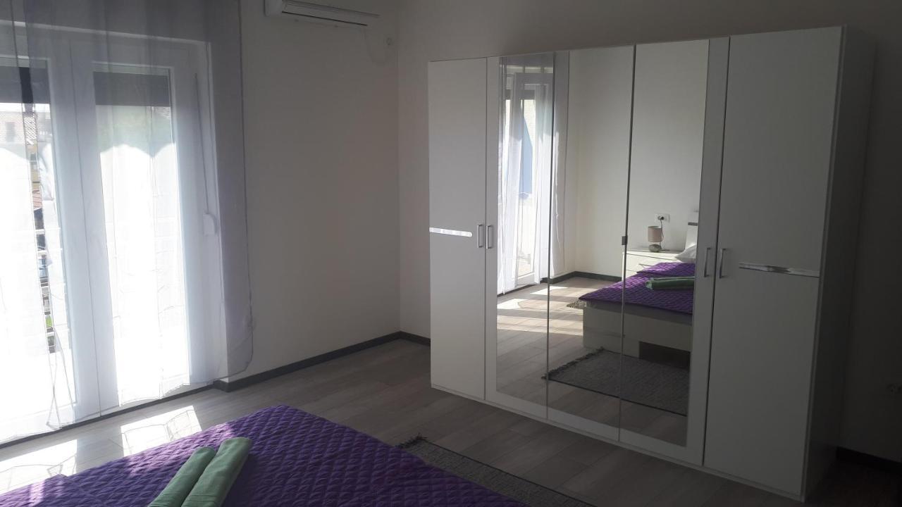 Apartments Kristina ซริกเวนิซา ภายนอก รูปภาพ